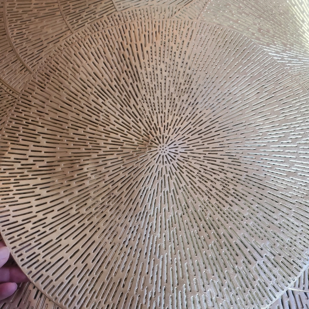 18 gold table placemats pvc